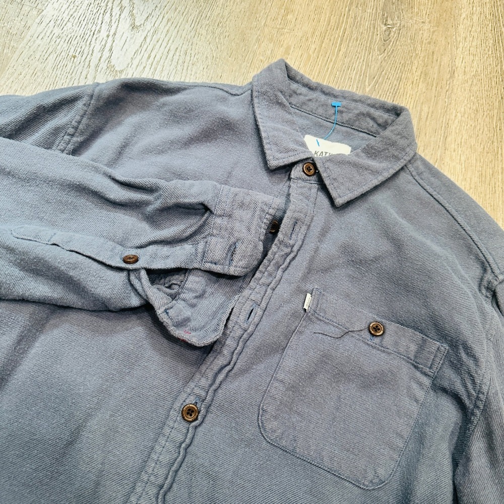 Katin Shirt Mens Medium Blue Flannel Button Up Shirt Long Sleeve Chest Shirt